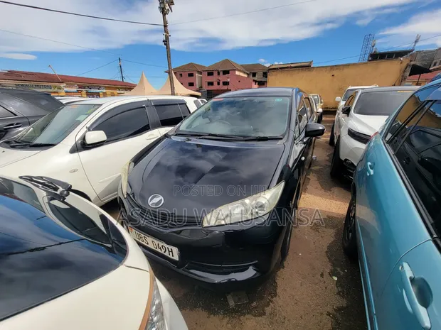 Toyota Wish 2010 Black - 1