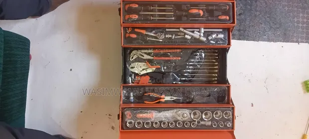Black+Decker 15-Piece Hand Tool Set - 1