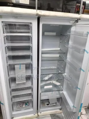 BEKO Built-In Fridge - Black Mirror Finish