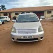 Toyota Raum 1.5 AWD 2008 Gold - 3