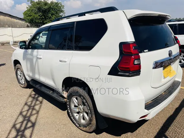 Toyota Land Cruiser Prado 2.7 2018 White - 1