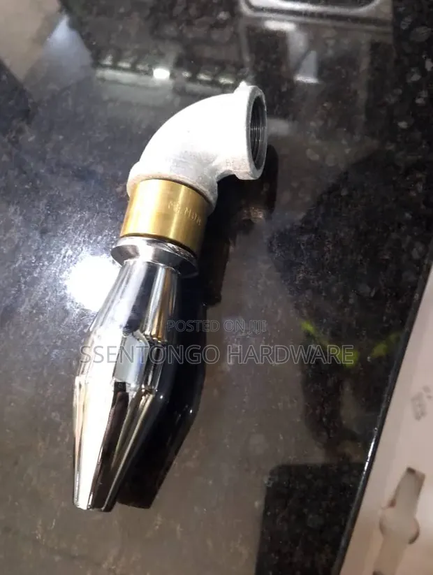 Pig and Piglet Drinker Nipples - Good Quality - 1