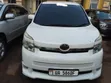 Toyota Voxy 2014 White - 1
