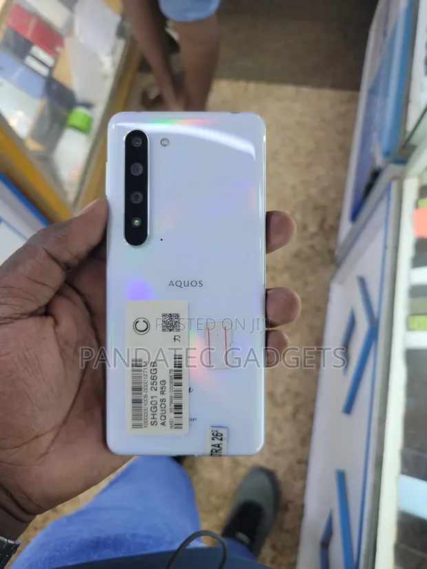 Sharp Aquos R5G 256GB White - 1