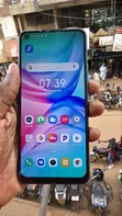 Infinix Hot 10 64 GB Green - 2
