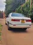 Toyota Premio 2001 - 4