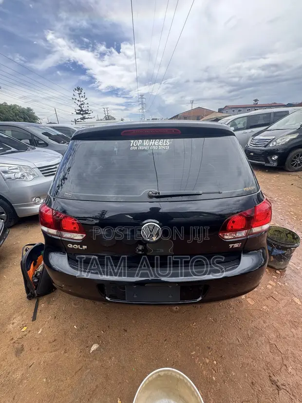 Volkswagen Golf 2013 Black - 1