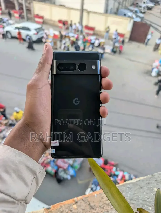 Google Pixel 7 Pro 128GB Black - 1