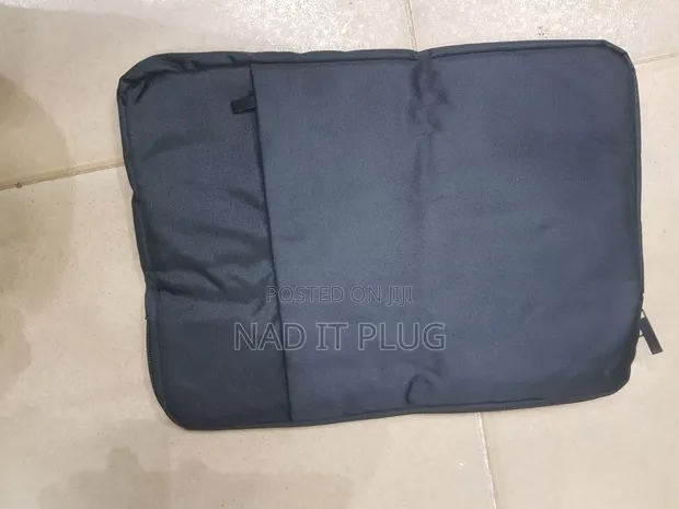 Laptop Pouch/Sleeve Bag - 1