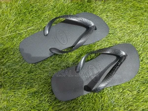 Men's Black Slippers - Size 40/41