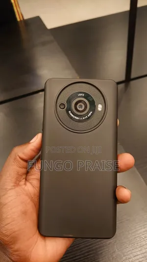 Sharp Aquos R8s Pro 256GB Black