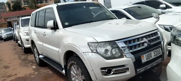 Mitsubishi Pajero 2010 White - 1