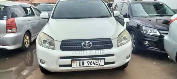 Toyota RAV4 2008 White - 1