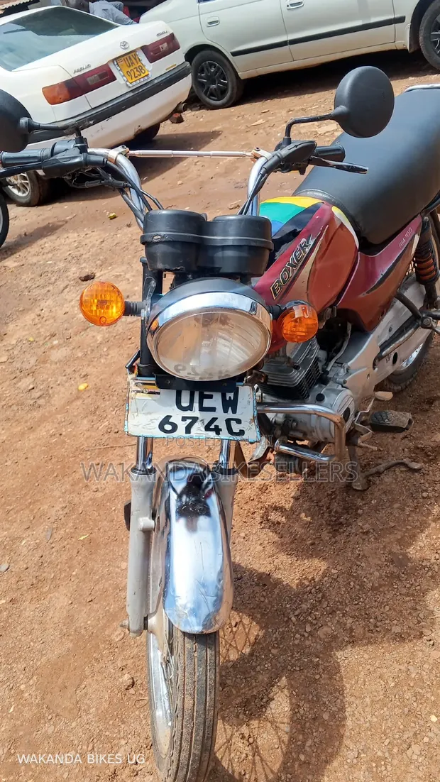 Bajaj Boxer 100 2019 Red - 1