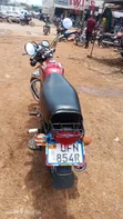 Bajaj Boxer 100 2023 Red - 4