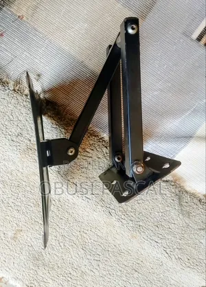 TV Hanger for 14-32 Inch Screens