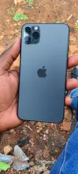 Apple iPhone 11 Pro Max 64GB Gray - 3