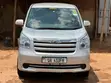 Toyota Noah 2.0 143hp AWD (8 Seater) 2013 Silver - 2