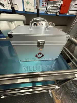 First Aid Box (Medium) - Aluminum