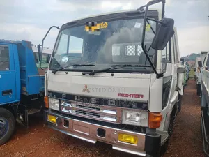 Mitsubishi Fuso Fighter 4 Ton Rigid Truck