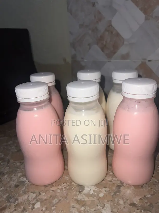 Plain Yoghurt - Vanilla & Strawberry Flavors - 1