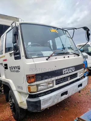 Isuzu 6HE1-2 Rigid Truck