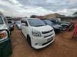 Toyota Noah 2011 White - 4