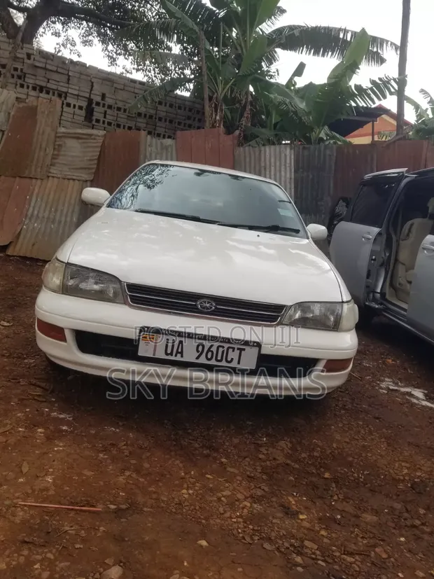 Toyota Corona 2001 - 1