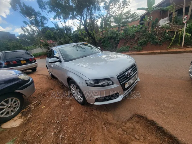 Audi A4 2012 Silver - 1