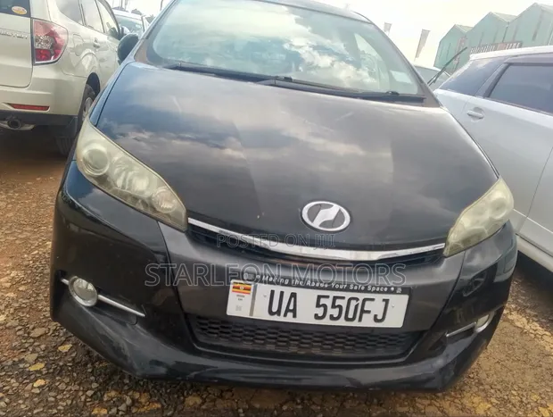 Toyota Wish 2013 Black - 1