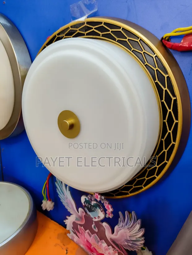 MODI Ceiling Fitting Centre Light - 1