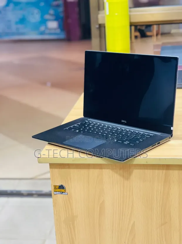 New Dell Precision 5530 Laptop - Core i7, 16GB RAM, 256GB SSD - 1