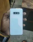 Samsung Galaxy S10e 128GB White - 3