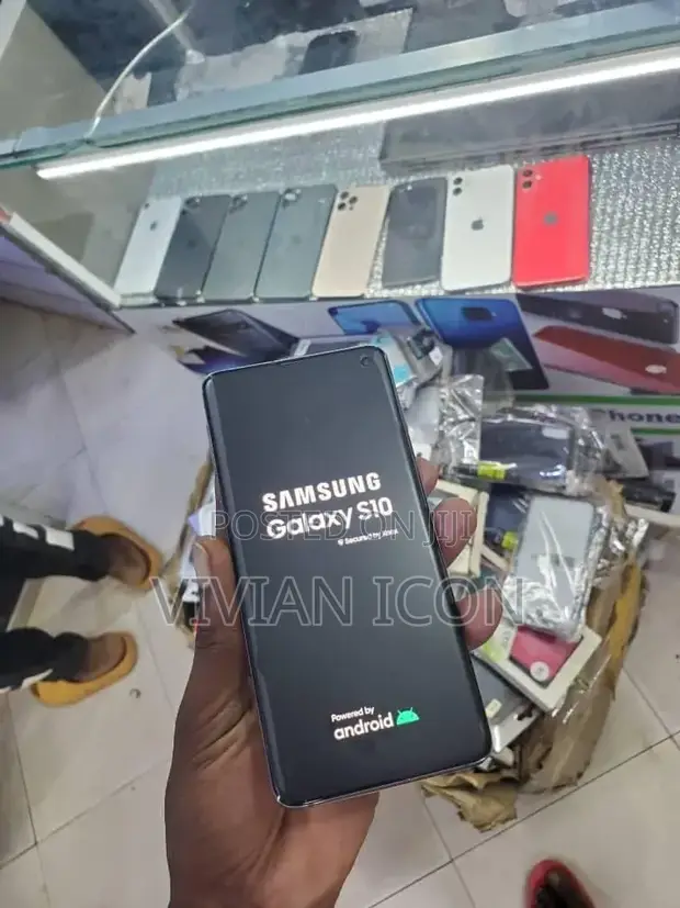 Samsung Galaxy S10 128GB Black - 1