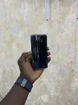 Samsung Galaxy S10e 128GB Black - 1