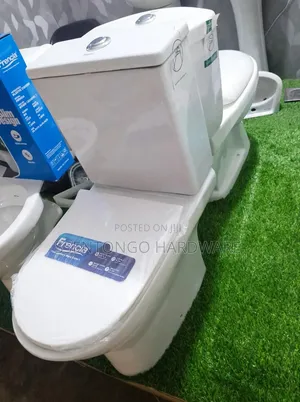 Frencia Toilet Seat - Complete Set
