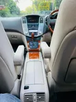 Toyota Harrier 2011 White - 5