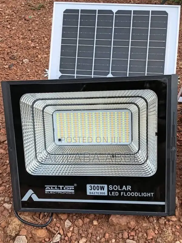 300W Solar Flood Light with Remote - 1