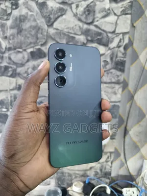 Tecno Spark 40 Pro 128GB Black