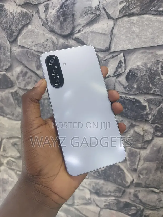 Samsung Galaxy A17 256GB Gray - 1