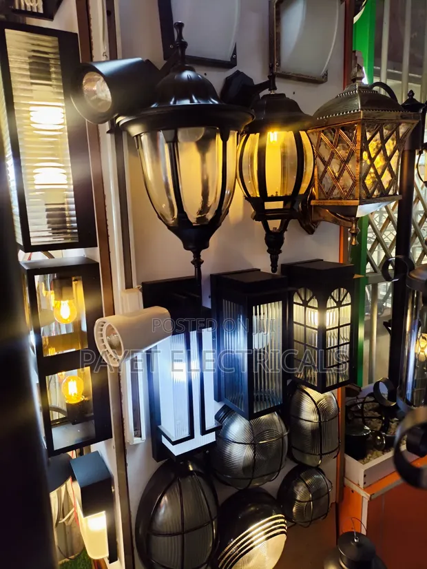 VIP Outdoor Security Wall Light - 1