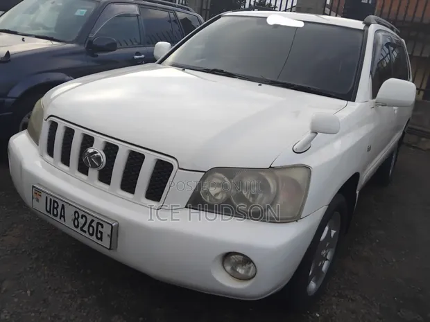 Toyota Kluger 2003 White - 1