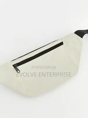 Men's Zippered Waist Bag - Beige