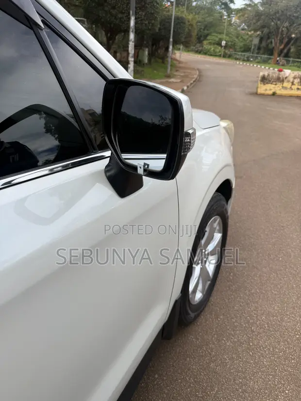 Subaru Forester 2.5X 2013 White - 1