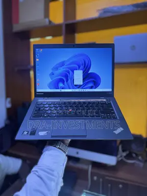 Lenovo ThinkPad X1 Carbon Laptop