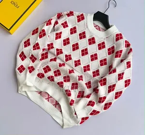 4F Red-and-White Diamond/Heart Argyle Jacquard Crewneck Sweater