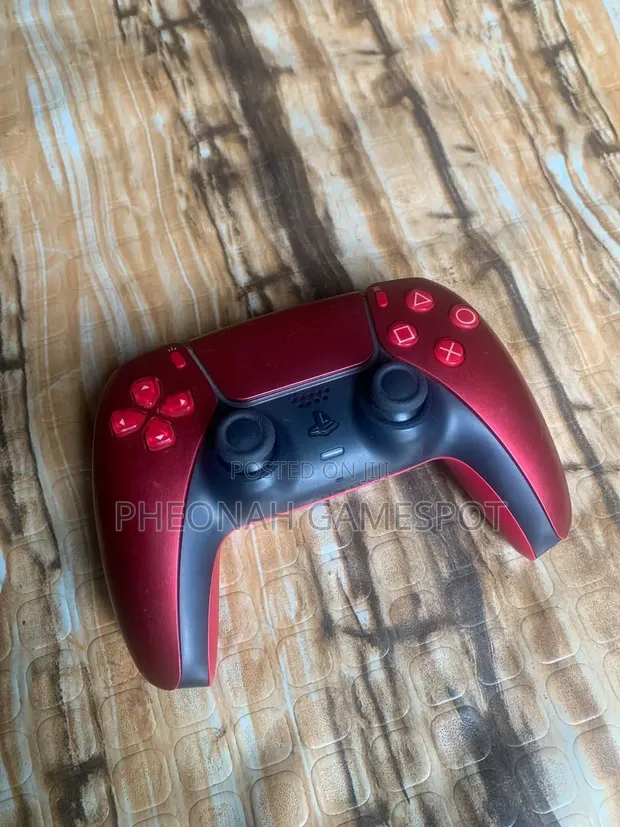 UK-Used PS5 DualSense Controller - 1