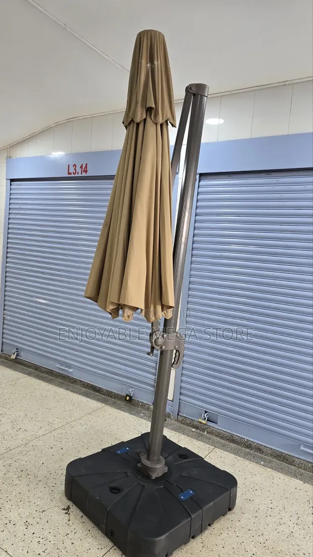 Big Outdoor Umbrella - 3m Diameter - 1