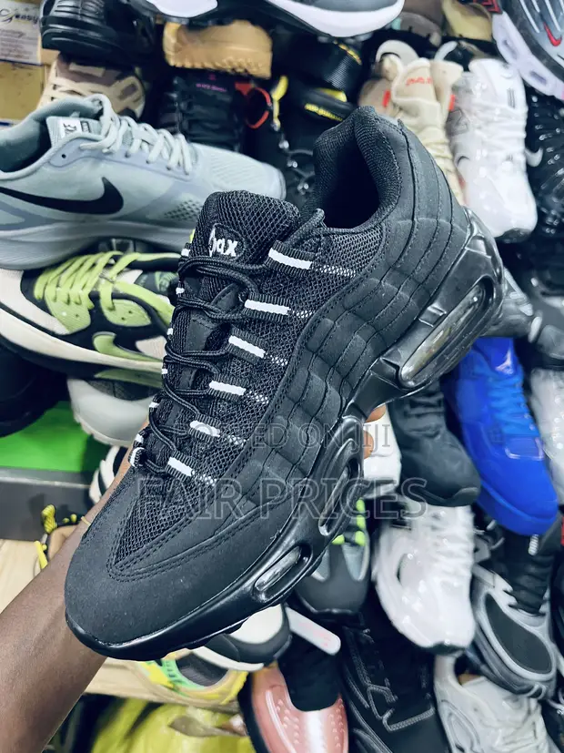 Nike AirMax Classic Sneakers - 1