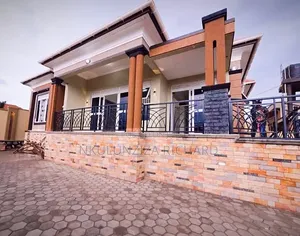 4 Bedroom Bungalow for Sale in Kira Nsasa